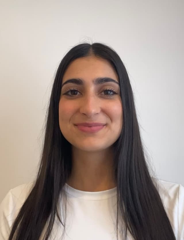 Profile photo of Lalita, tutor offering online and in-person lessons at KIS Academics