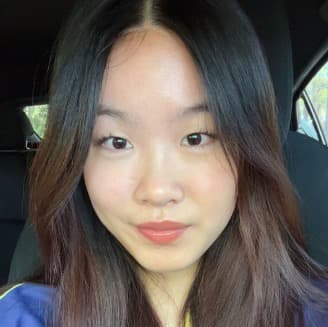 Jacquelyn, tutor offering online and in-person lessons at KIS Academics