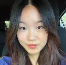 Jacquelyn, tutor offering online and in-person lessons at KIS Academics