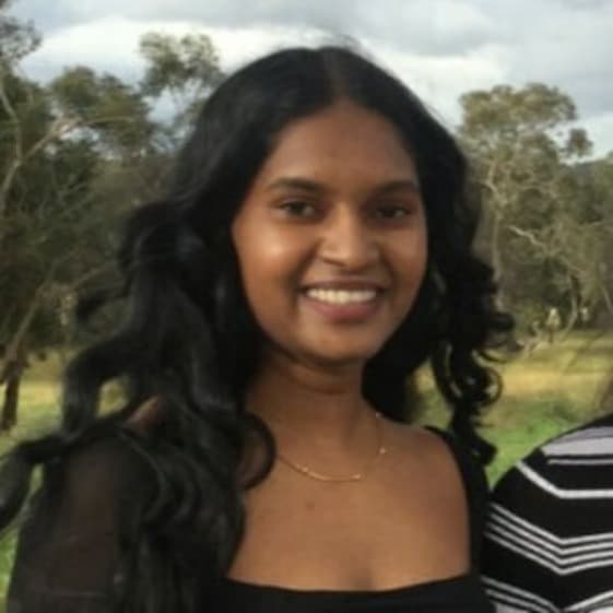 Himaya, tutor offering online and in-person lessons at KIS Academics