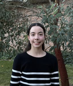 Charlotte, tutor offering online and in-person lessons at KIS Academics