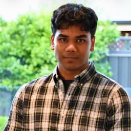 Jonathan, tutor offering online and in-person lessons at KIS Academics