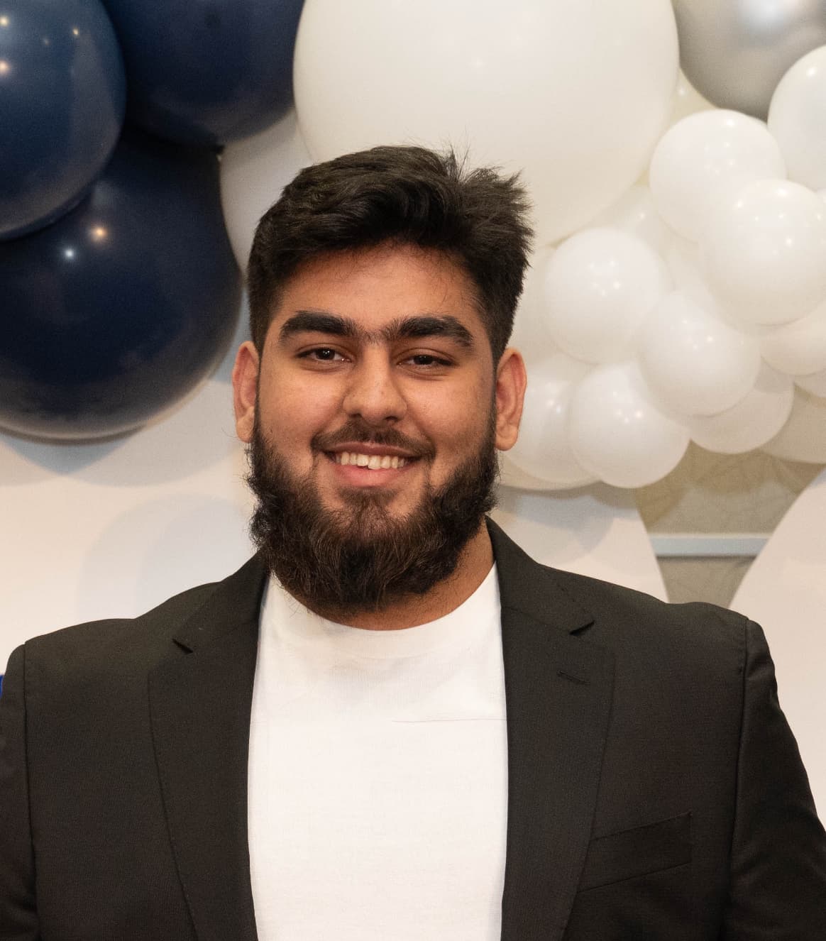 Mohammad, tutor offering online and in-person lessons at KIS Academics