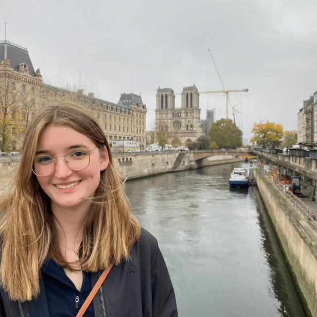 Profile photo of Sabine, tutor offering online and in-person lessons at KIS Academics