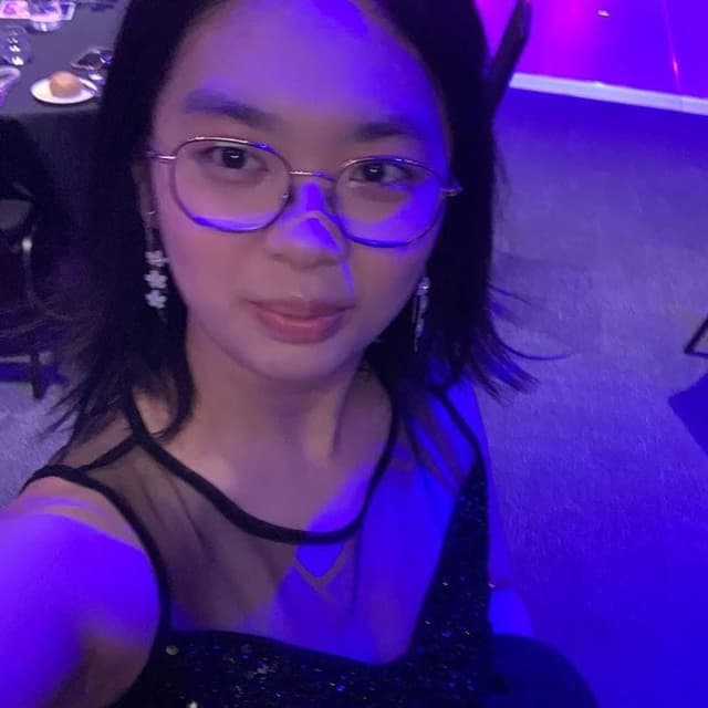 Profile photo of Andrea Chan, tutor offering online and in-person lessons at KIS Academics