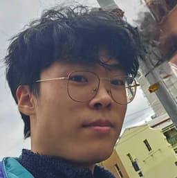 Jason, tutor offering online and in-person lessons at KIS Academics