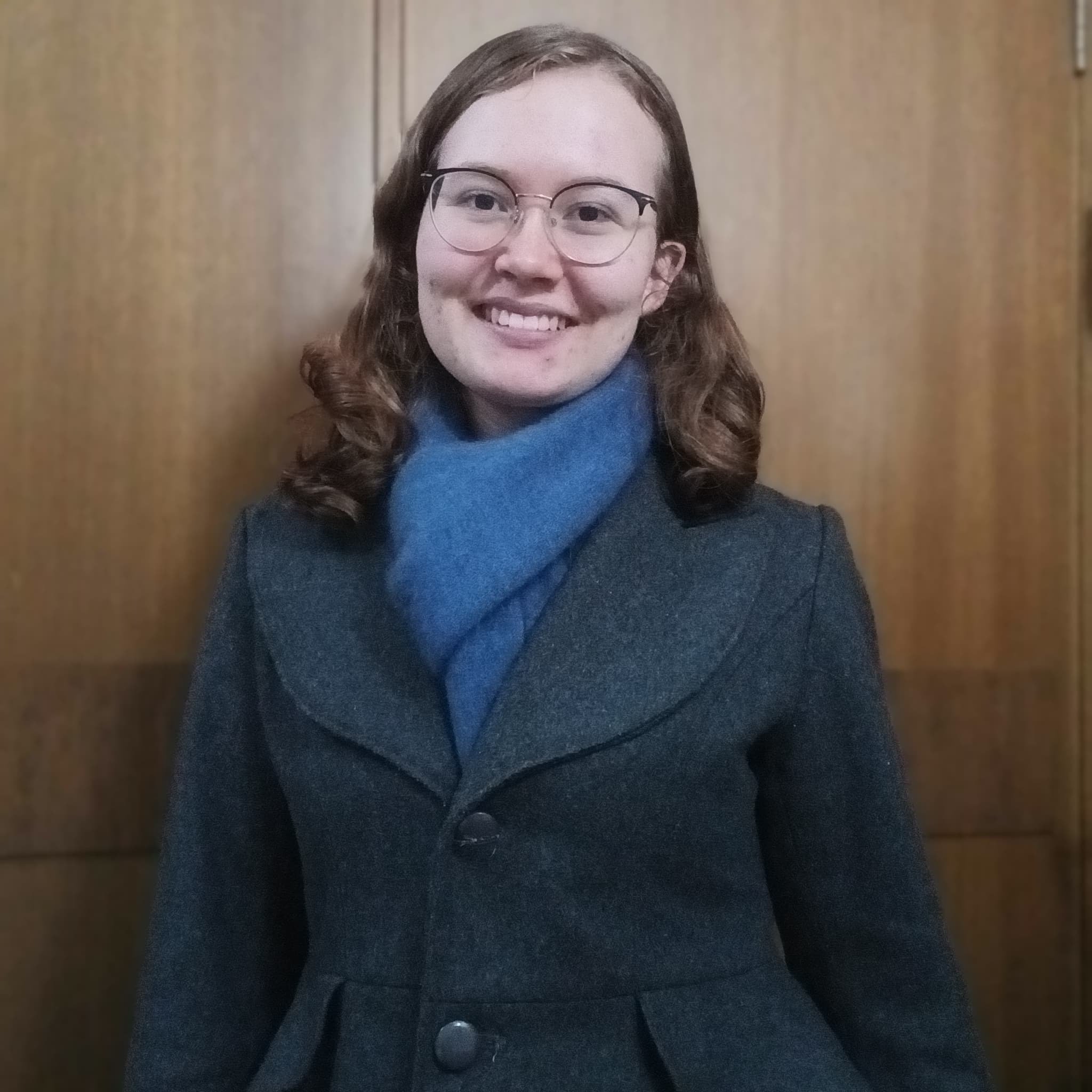 Elizabeth, tutor offering online and in-person lessons at KIS Academics