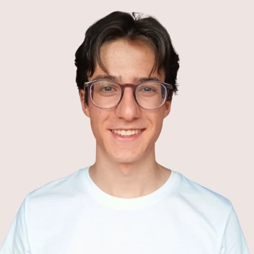 Isaiah, tutor offering online and in-person lessons at KIS Academics