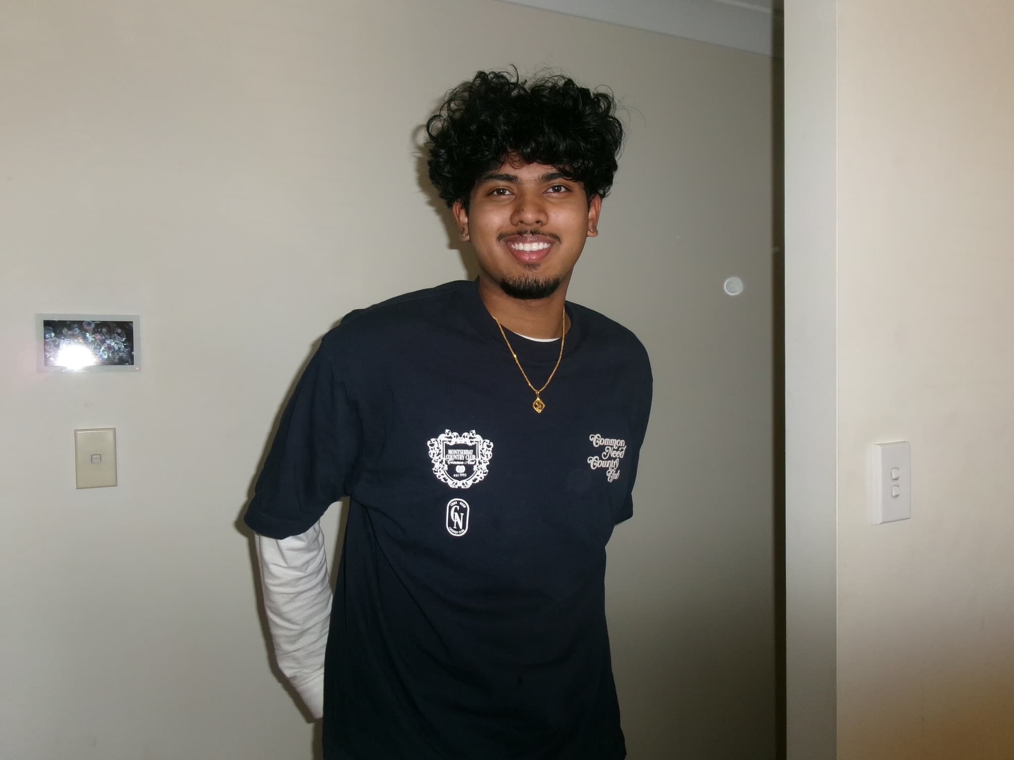 Anushan, tutor offering online and in-person lessons at KIS Academics