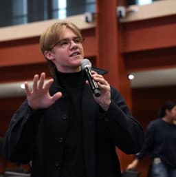 Samuel, tutor offering online and in-person lessons at KIS Academics