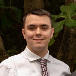 Maxwell, tutor offering online and in-person lessons at KIS Academics