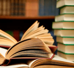 Jess, tutor offering online and in-person lessons at KIS Academics