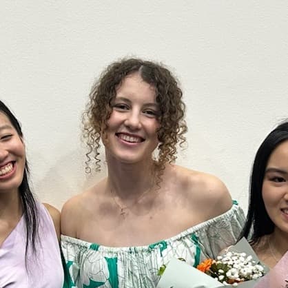 Charli, tutor offering online and in-person lessons at KIS Academics