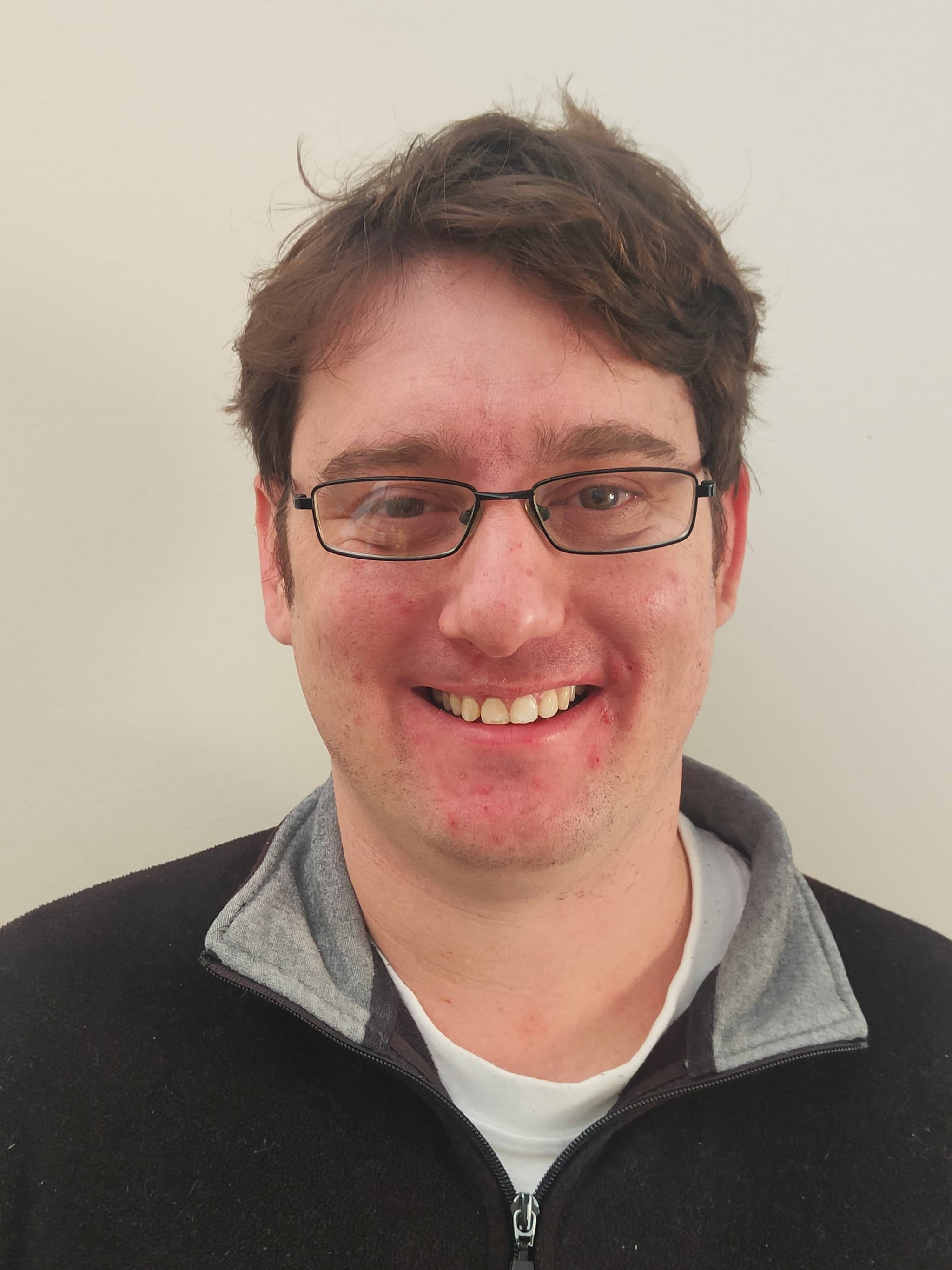 Nicholas, tutor offering online and in-person lessons at KIS Academics