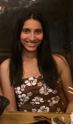 Rhea, tutor offering online and in-person lessons at KIS Academics