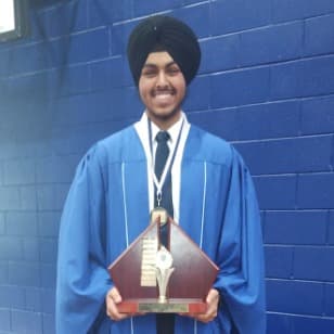 Angad, tutor offering online and in-person lessons at KIS Academics