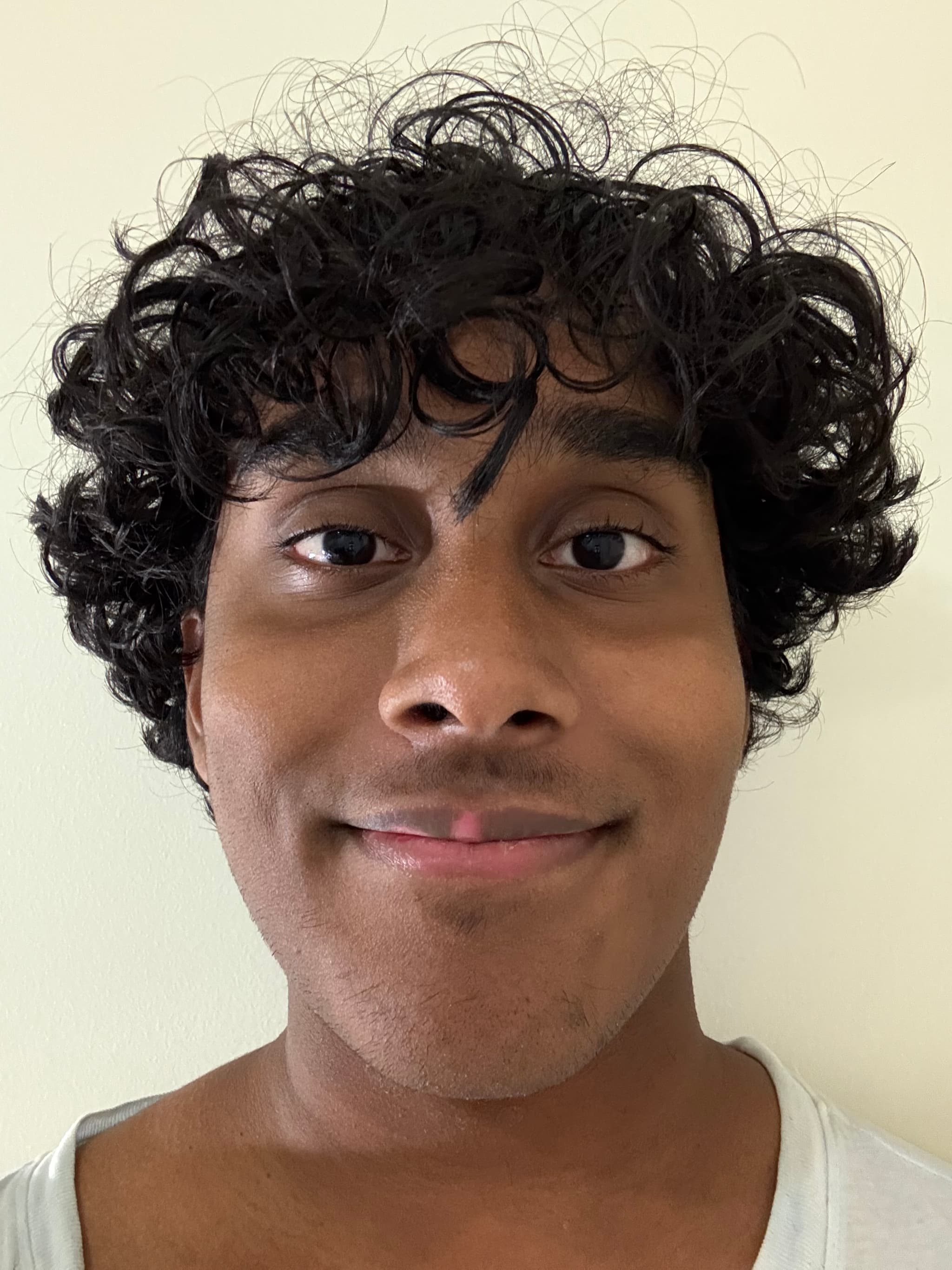 Mahen, tutor offering online and in-person lessons at KIS Academics