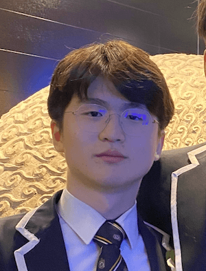 Profile photo of William, tutor offering online and in-person lessons at KIS Academics